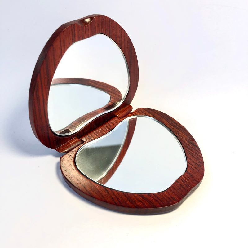 Espejo de madera